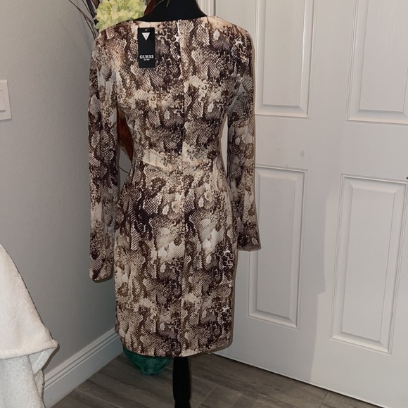 Guess Dress. - Picture 6 of 10